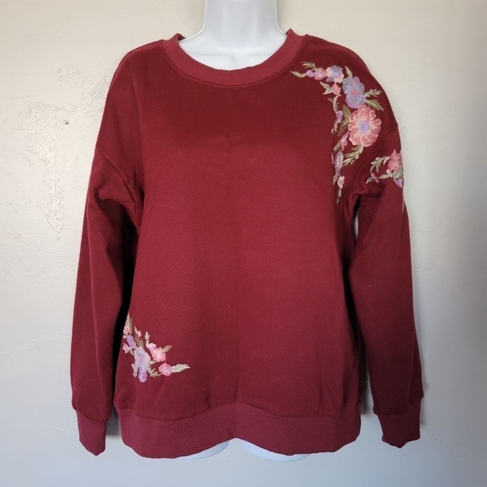 Oddy Women's Small Burgundy Long Sleeve Pullover Sweatshirt Embroidered Floral